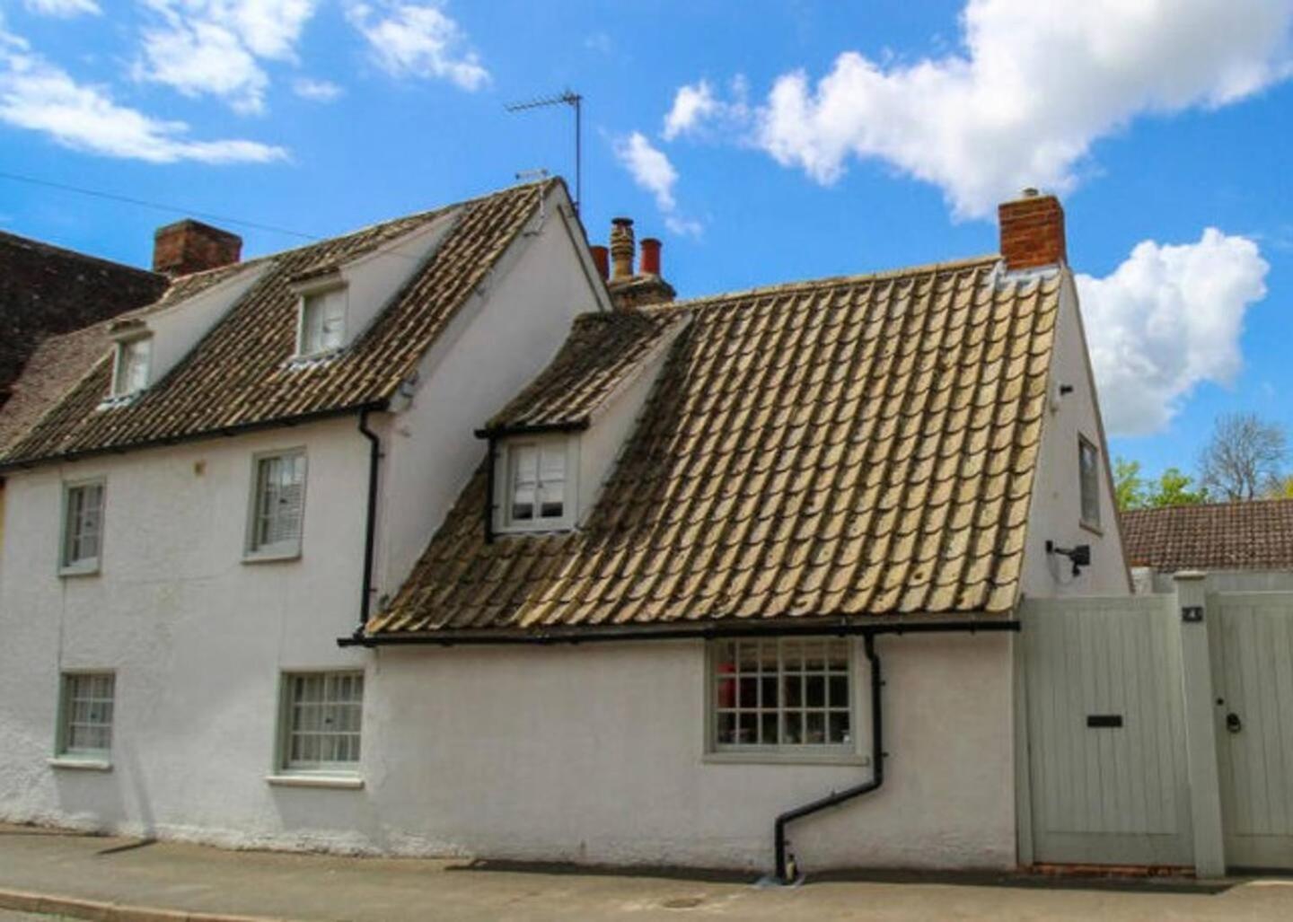 Elegant Oak Beamed House In Pretty Village - Cambridge Homehost Buckden  المظهر الخارجي الصورة